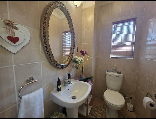 4 BEDROOM HOUSE FOR SALE IN VANDERBIJLPARK SE 3